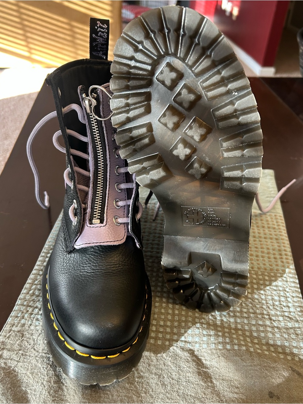 Dr Martens 1460 Purple Hearts Virginia Boots Satin Lace Up women’s 7 - Picture 4 of 7